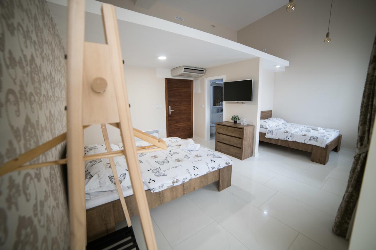 Hotel Urban Buzim Екстер'єр фото
