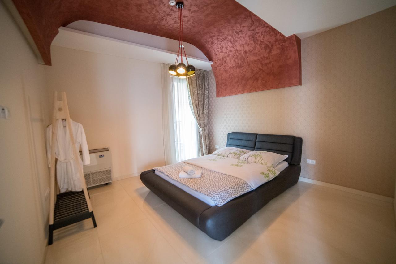 Hotel Urban Buzim Екстер'єр фото