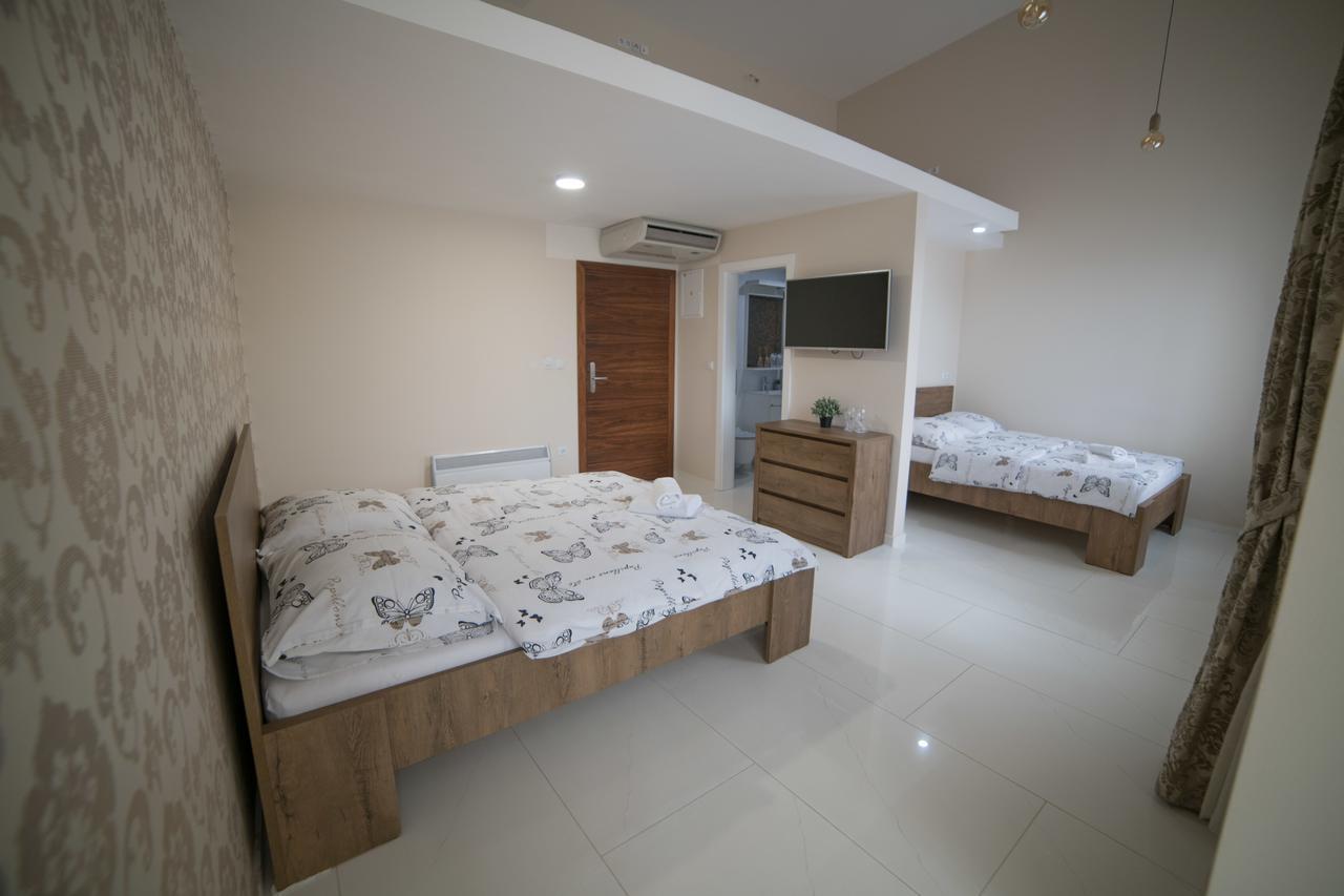 Hotel Urban Buzim Екстер'єр фото