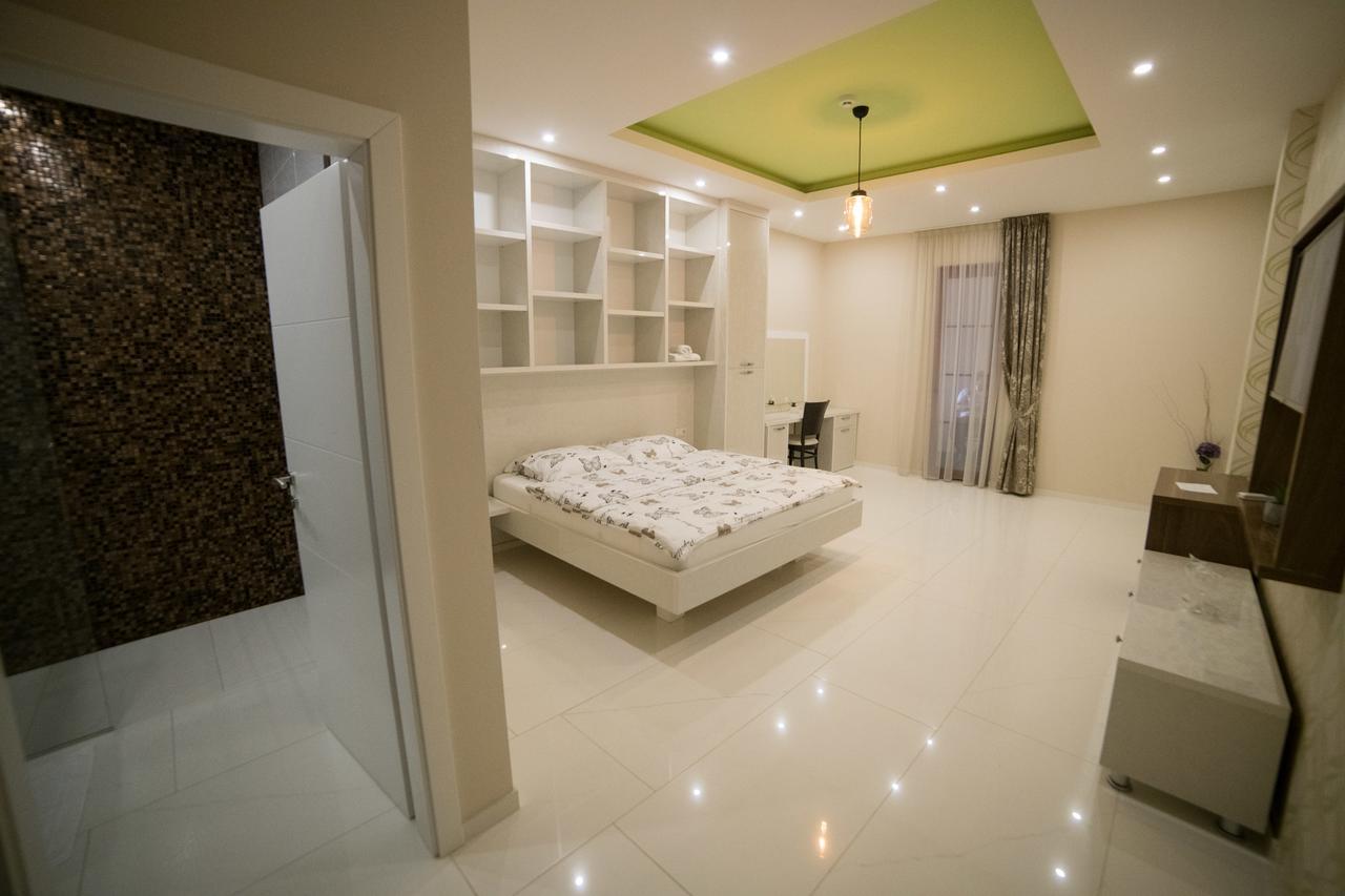 Hotel Urban Buzim Екстер'єр фото