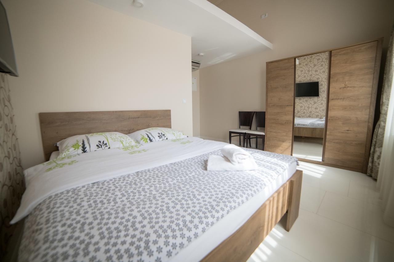 Hotel Urban Buzim Екстер'єр фото