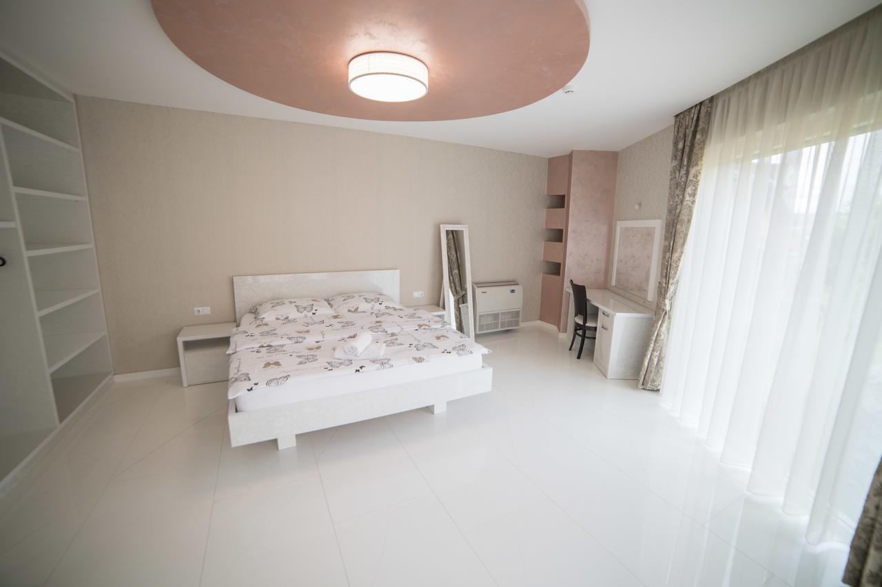 Hotel Urban Buzim Екстер'єр фото