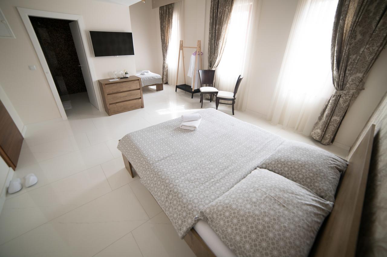 Hotel Urban Buzim Екстер'єр фото