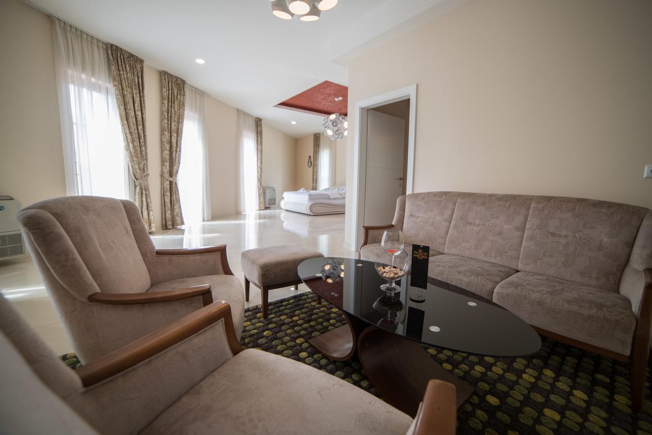 Hotel Urban Buzim Екстер'єр фото