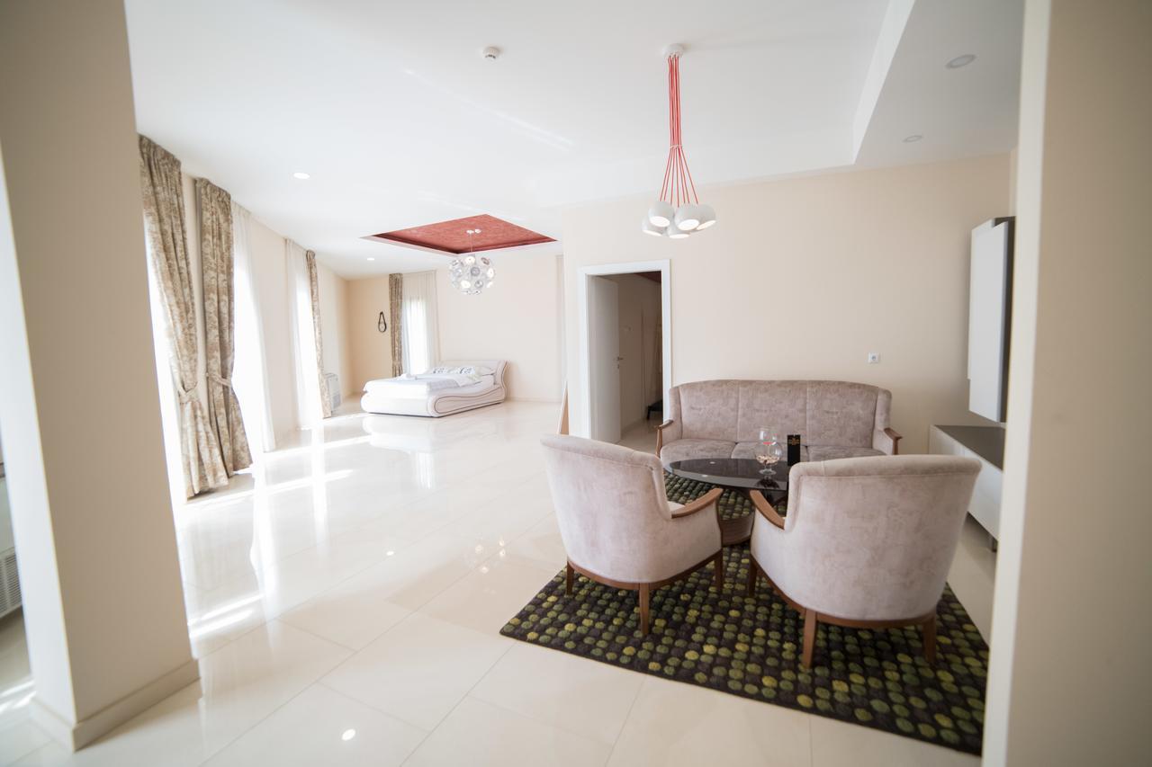 Hotel Urban Buzim Екстер'єр фото