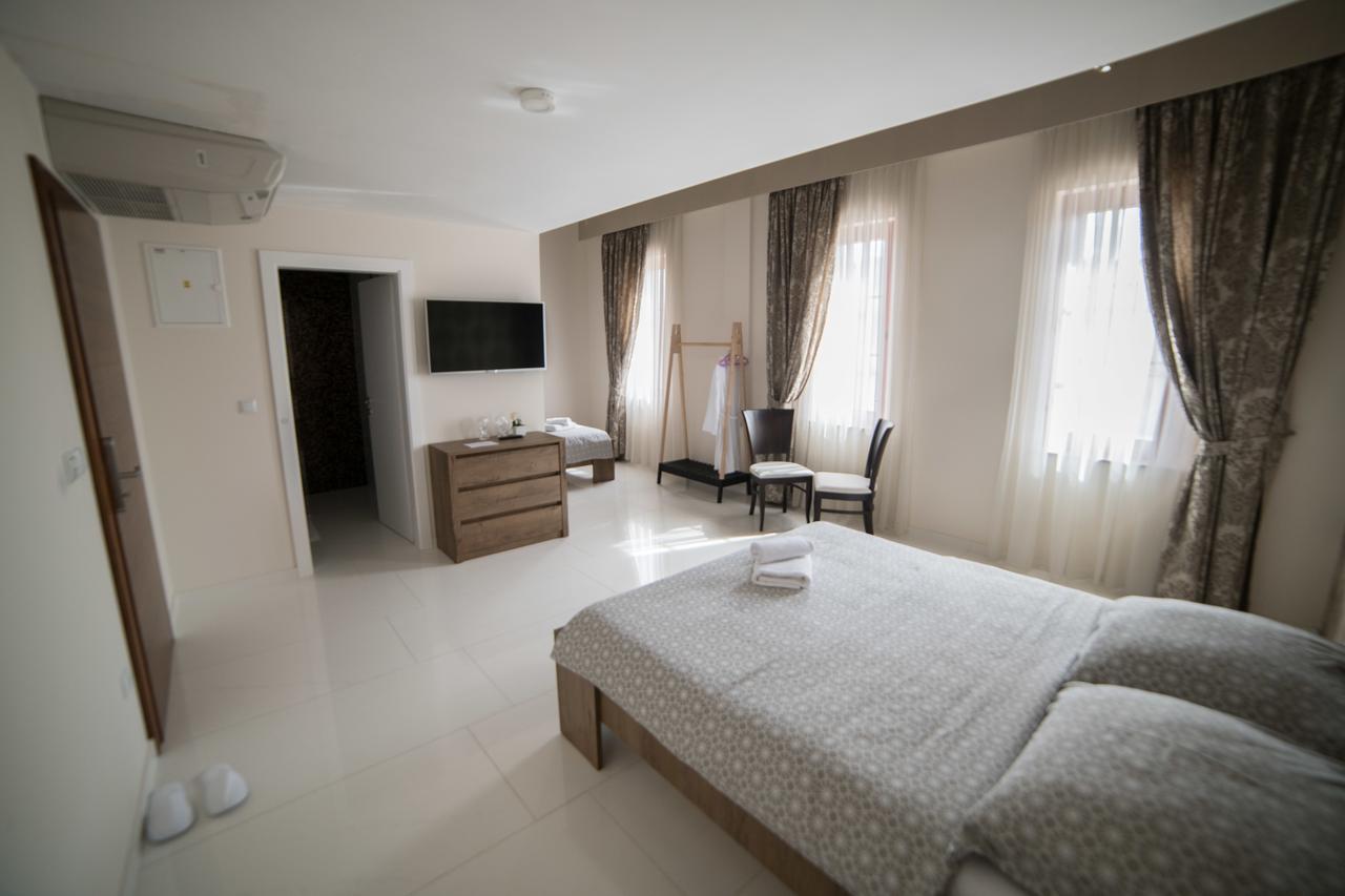 Hotel Urban Buzim Екстер'єр фото
